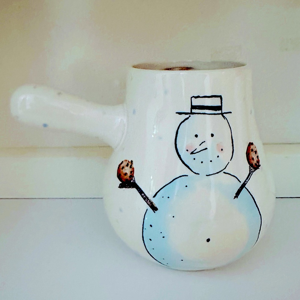Rae Dunn snowman cocoa pot